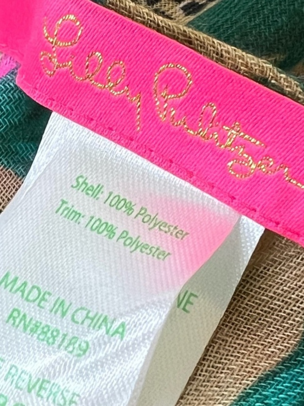 EUC Lilly Pulitzer Resort Tasseled Scarf Evergreen Stir It Up Engineered Print - Picture 4 of 4